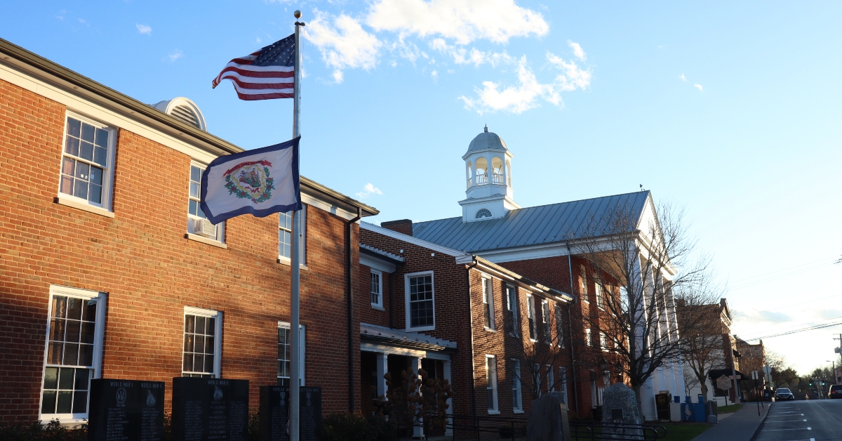 greenbier county courthouse