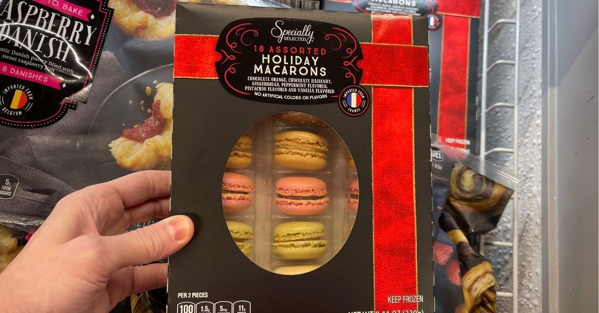 Aldi specially selected holiday macarons