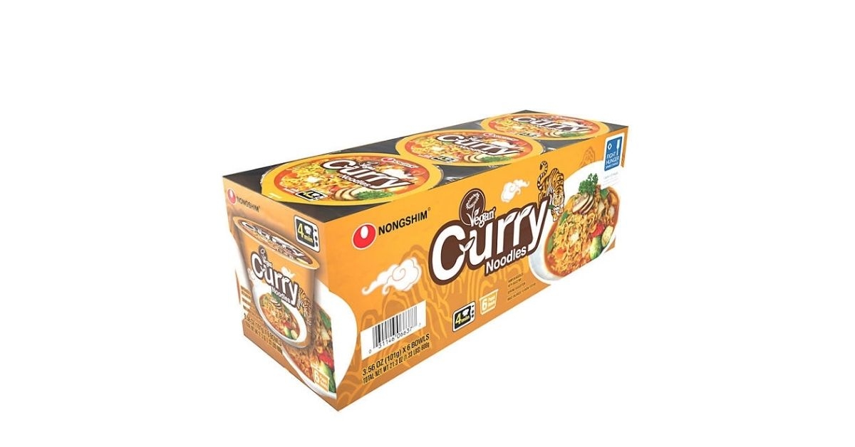 Premium tonkotusu kuromayu noodle soup