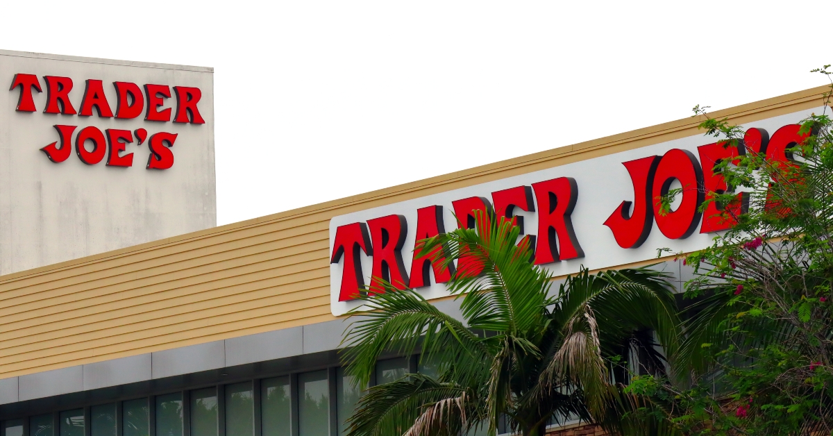 trader joe's american grocery store chain
