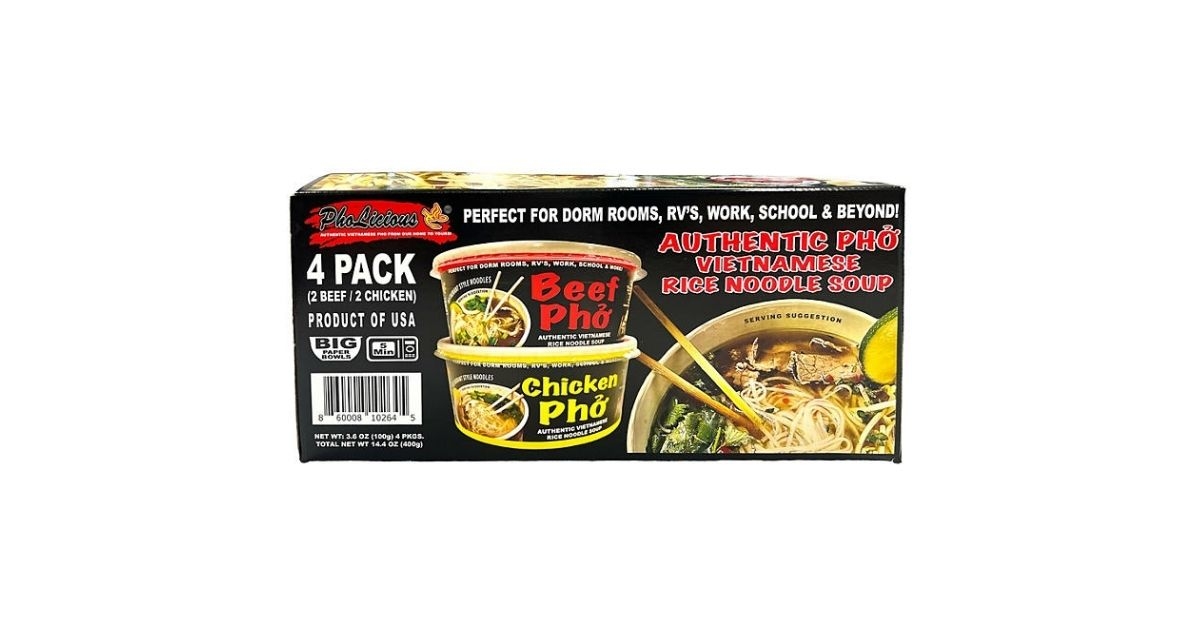 Vietnamese rice noodle soup