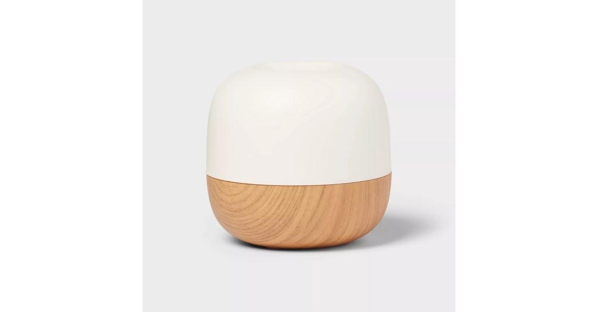 small wood grain essential oil diffuser