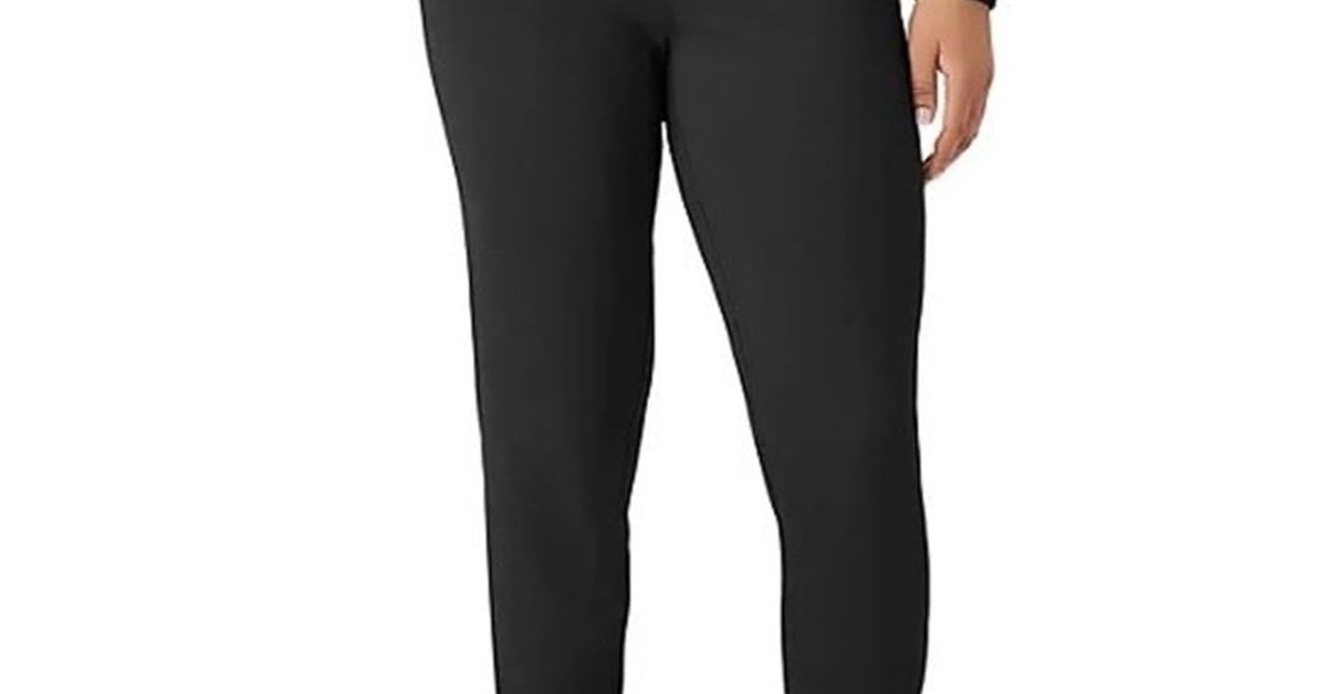 Lady wearing travel jogger