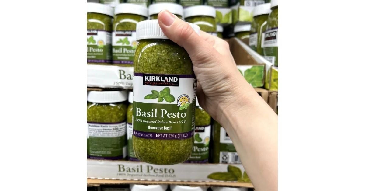 Kirkland Signature Basil Pesto