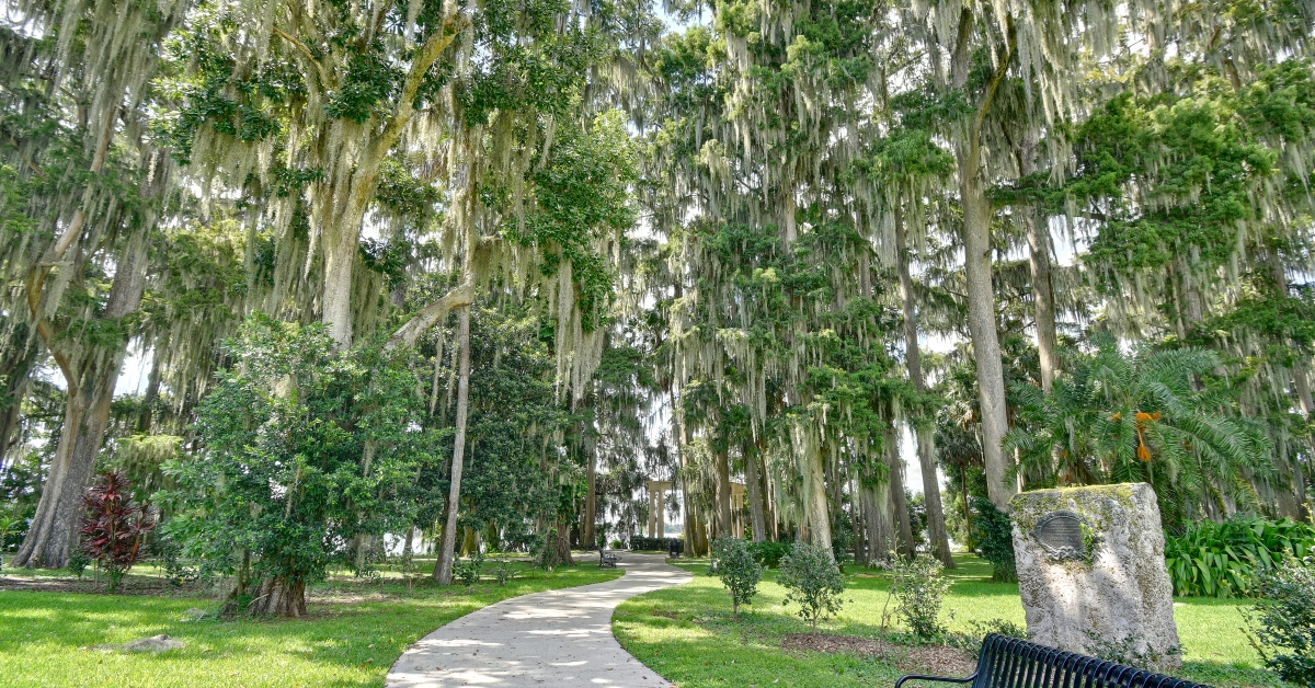 Kraft Azalea Community Park in Winter Park