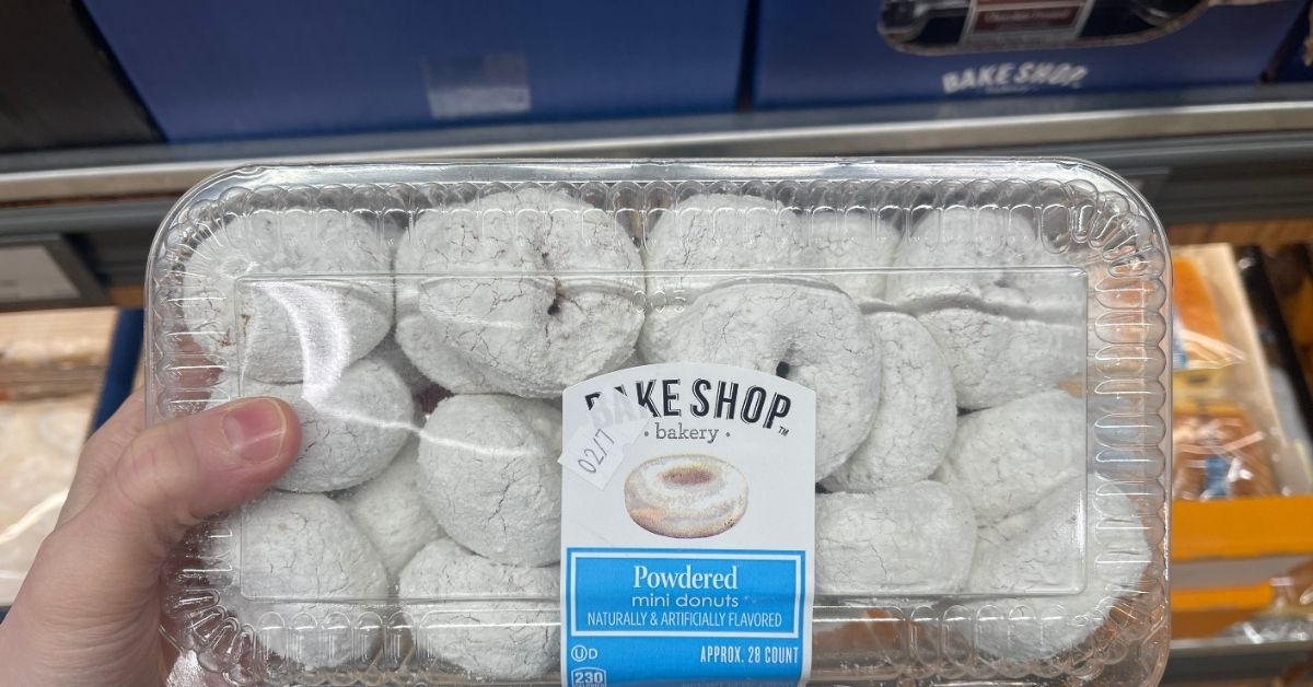 powdered mini donuts
