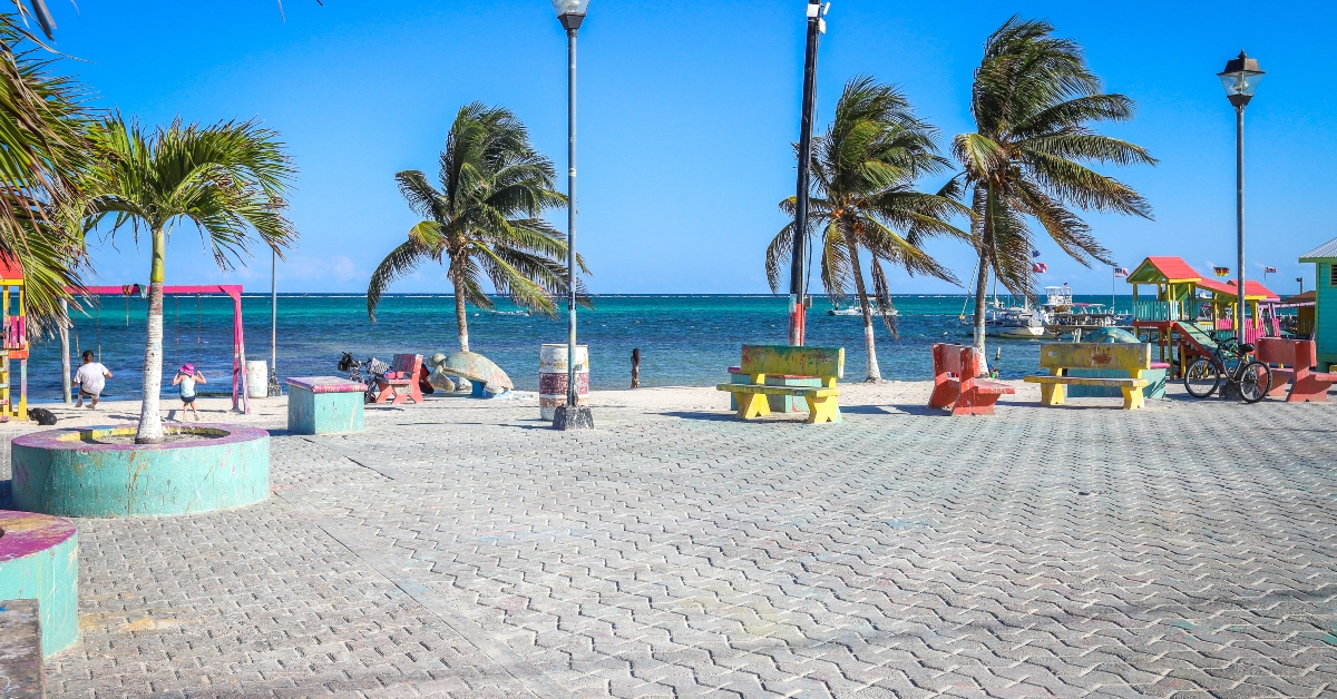 San Pedro Central Park Beach