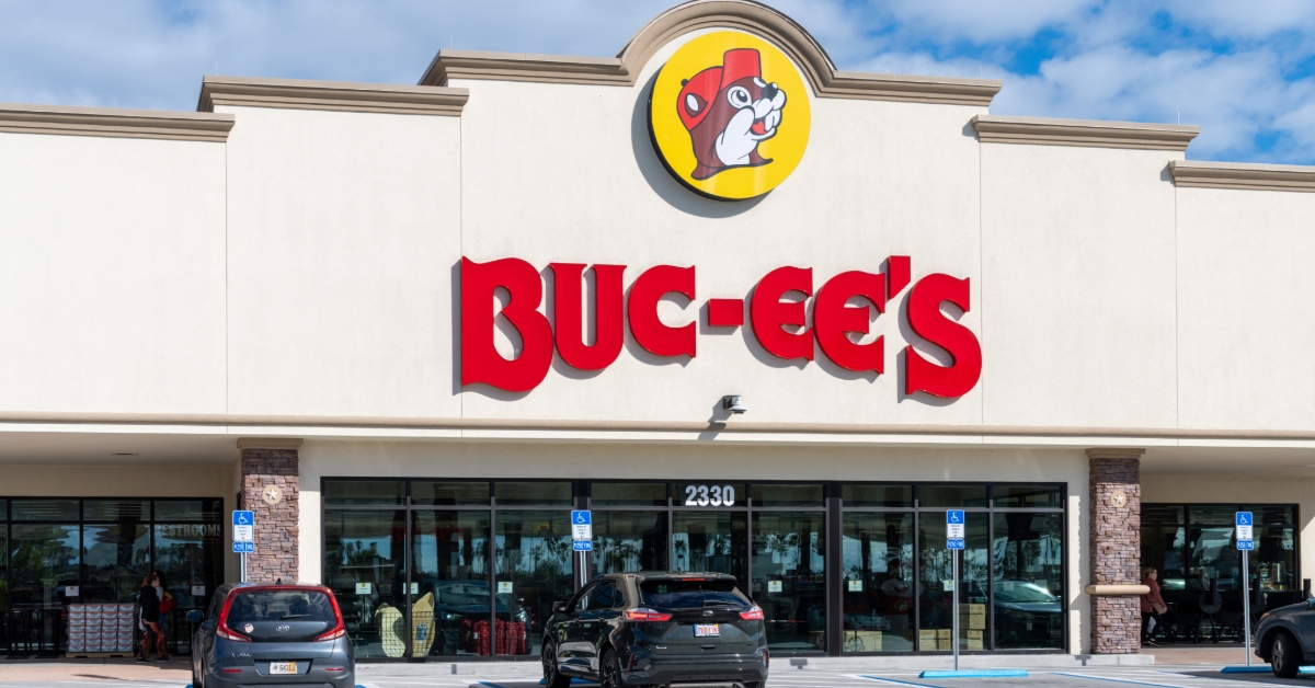 Buc-ees Storefront