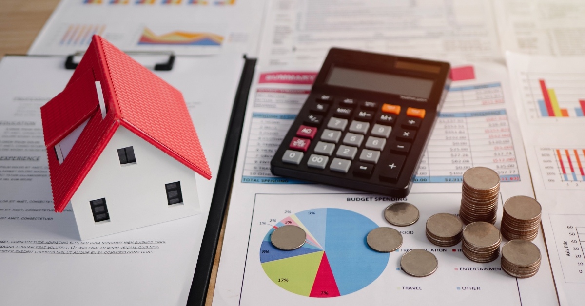 Home sales and home insurance concept
