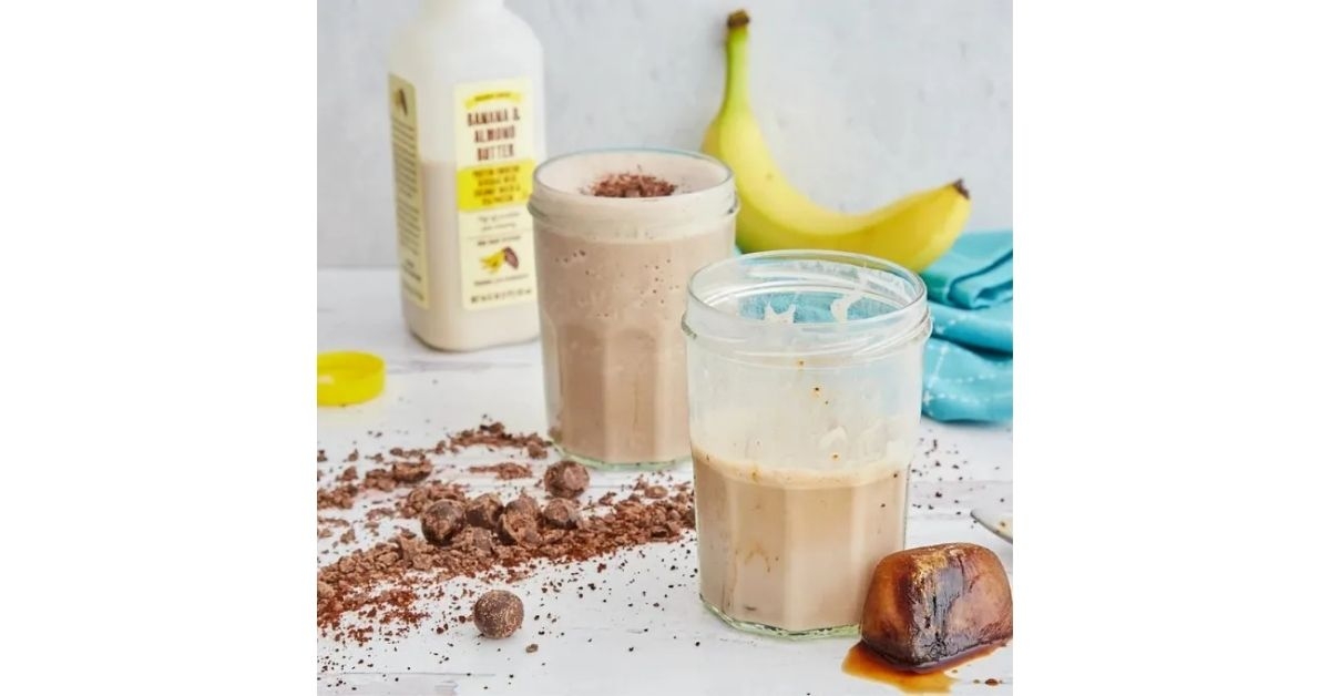 Banana & Almond Butter Protein Smoothie