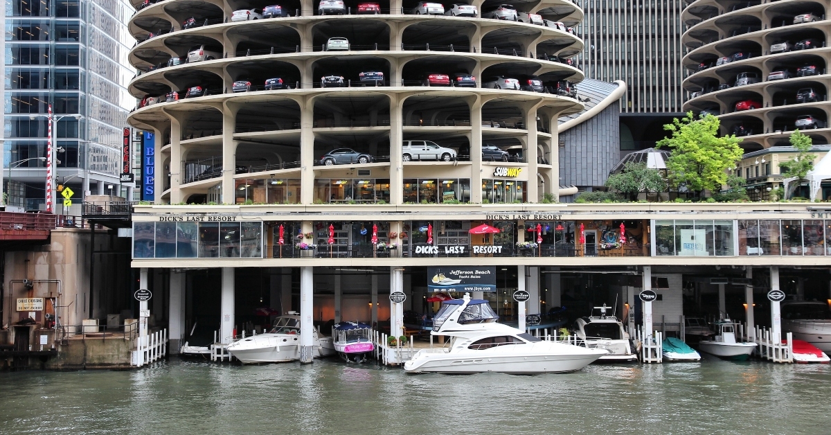 marina towers in chicago