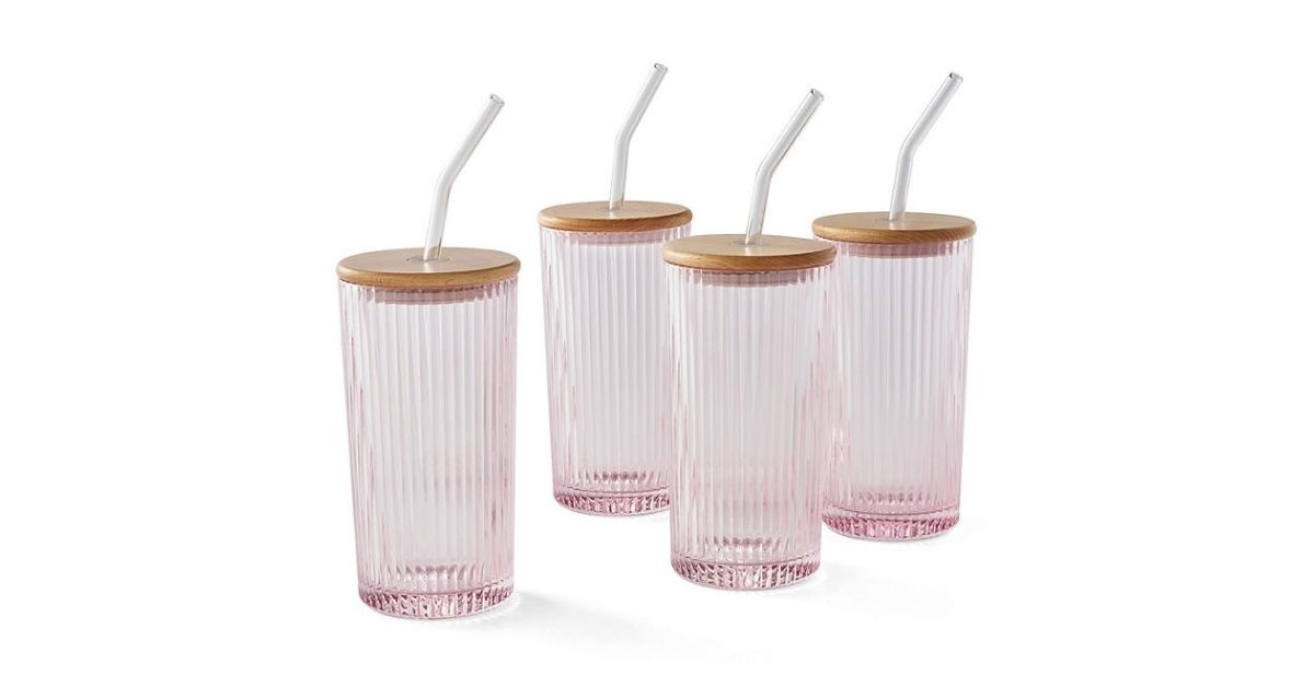 glass tumblers with beech wood lids