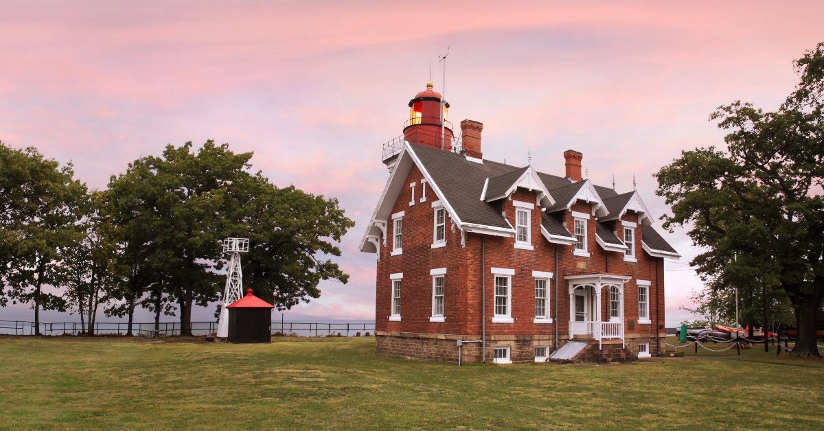 the dunkirk lighthouse