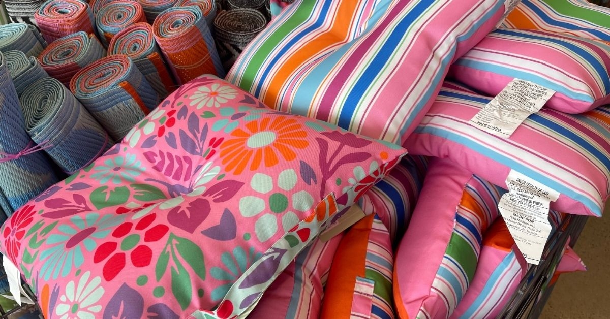 reversable outdoor cushions