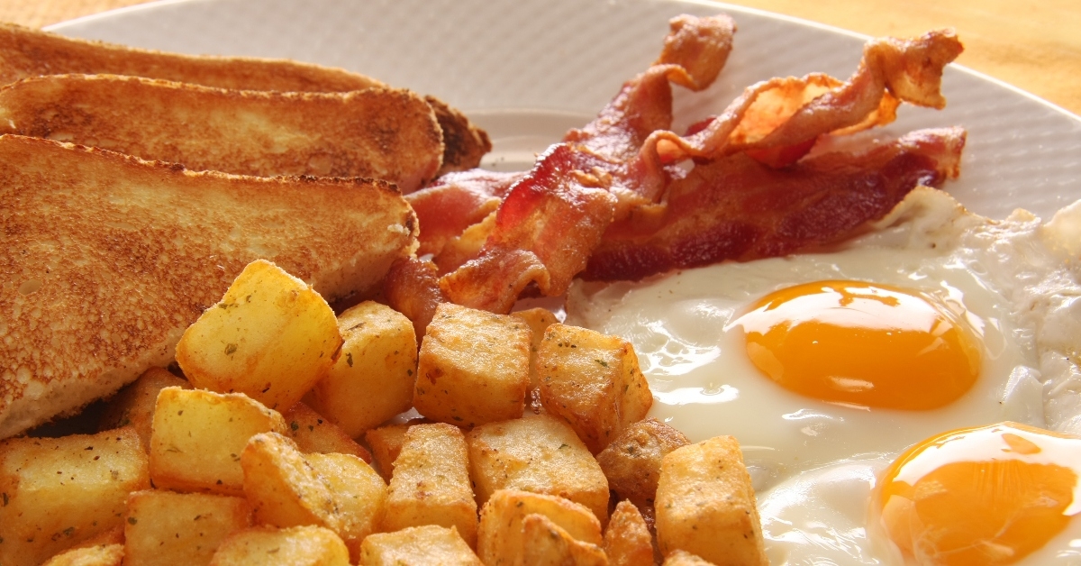 breakfast eggs bacon
