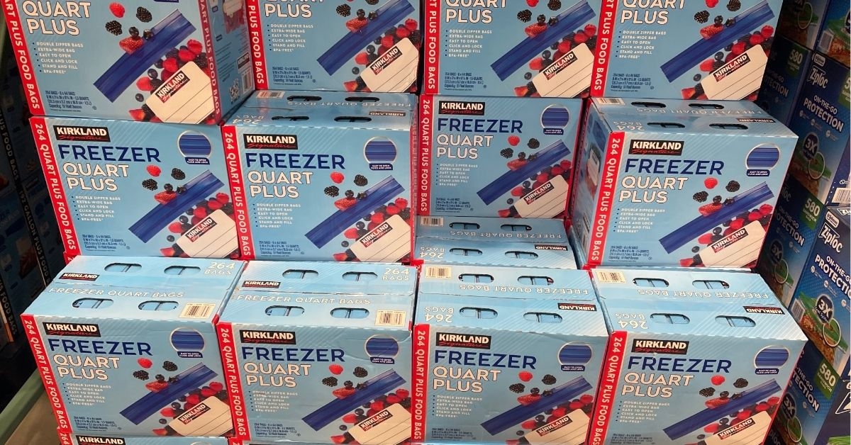 pile of quart plus freezer bags