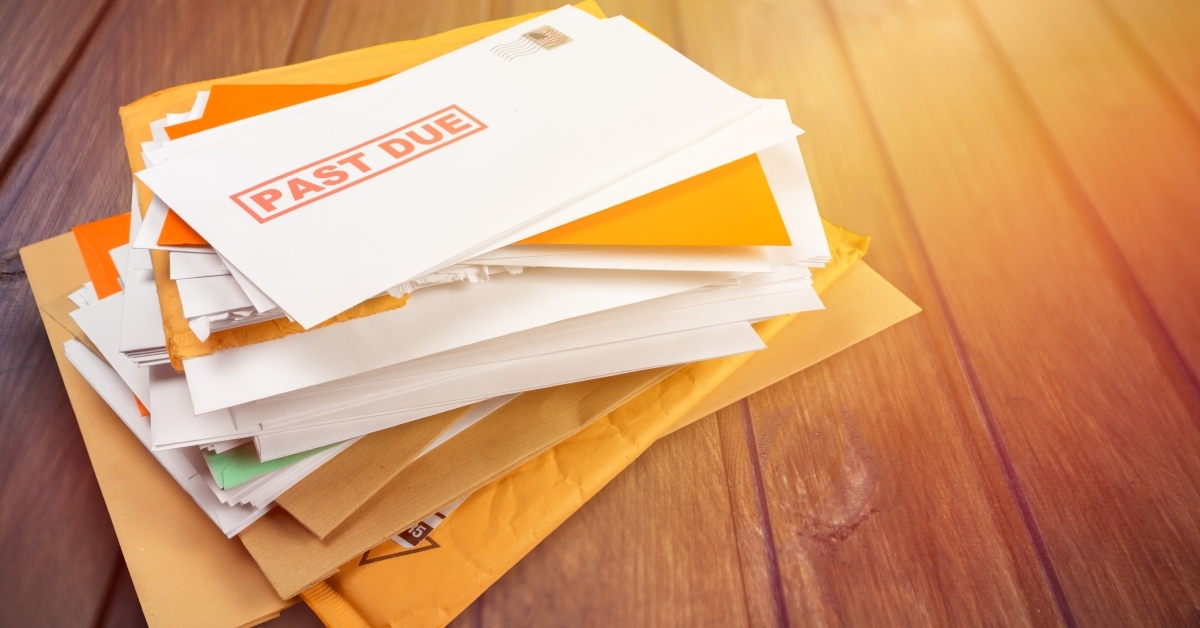 pile of envelopes