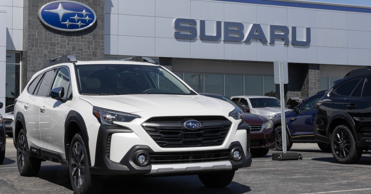 Subaru Outback Touring display