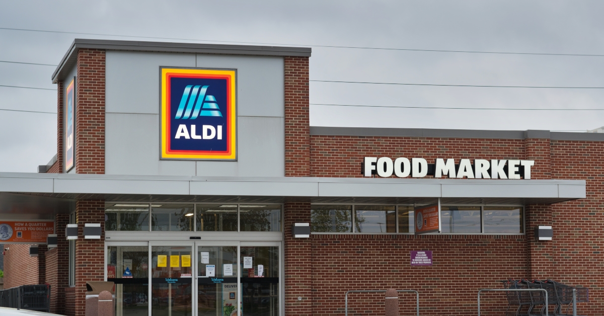 Aldi grocery store exterior in Houston