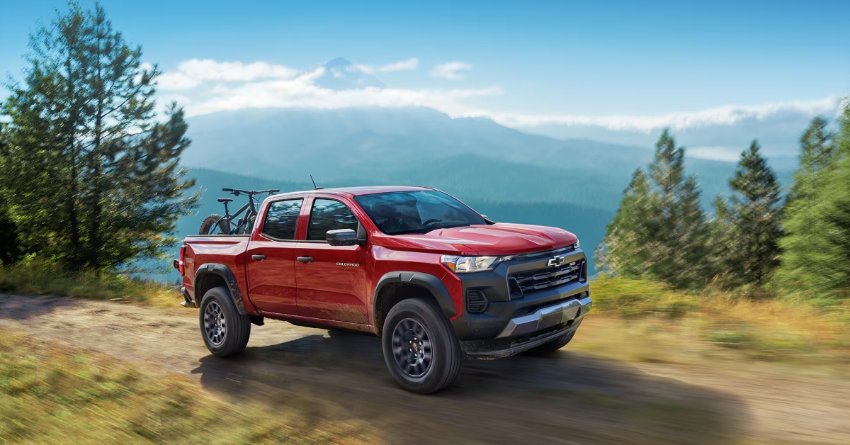 A red chevrolet colorado on the run