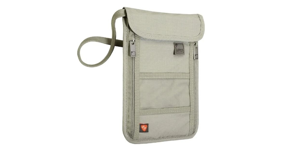 Travel wallet