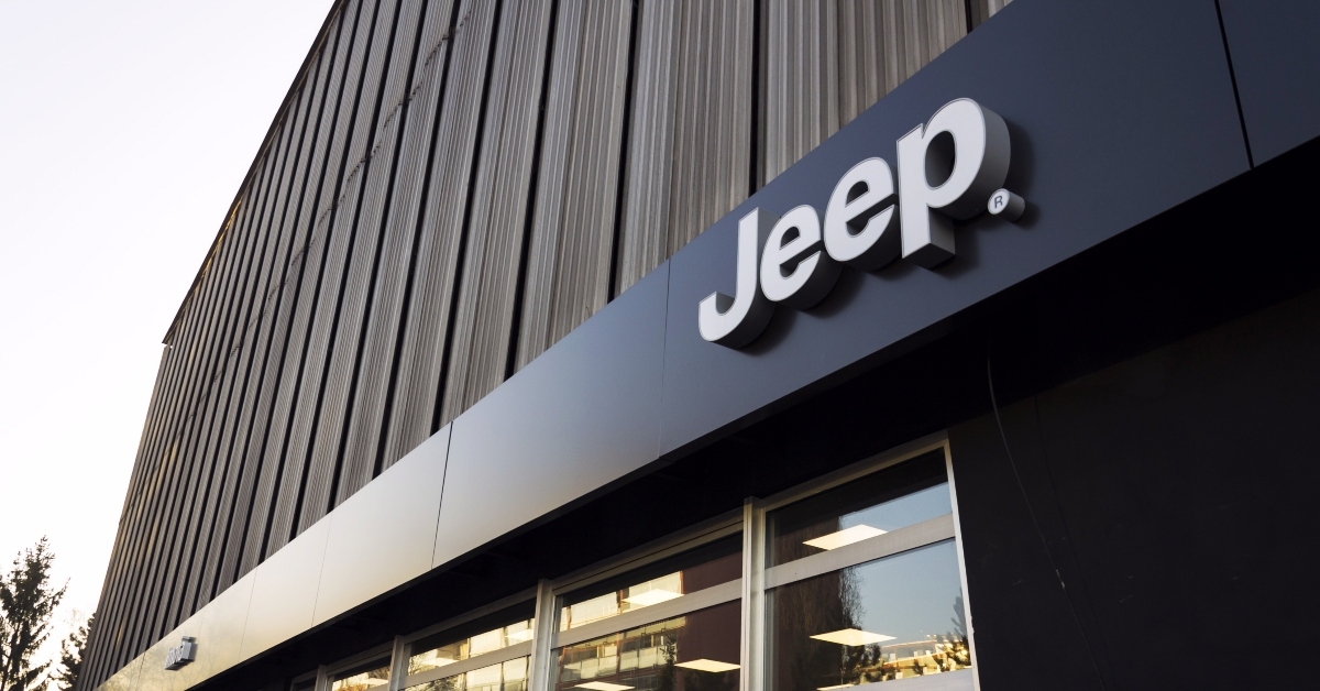jeep company logo