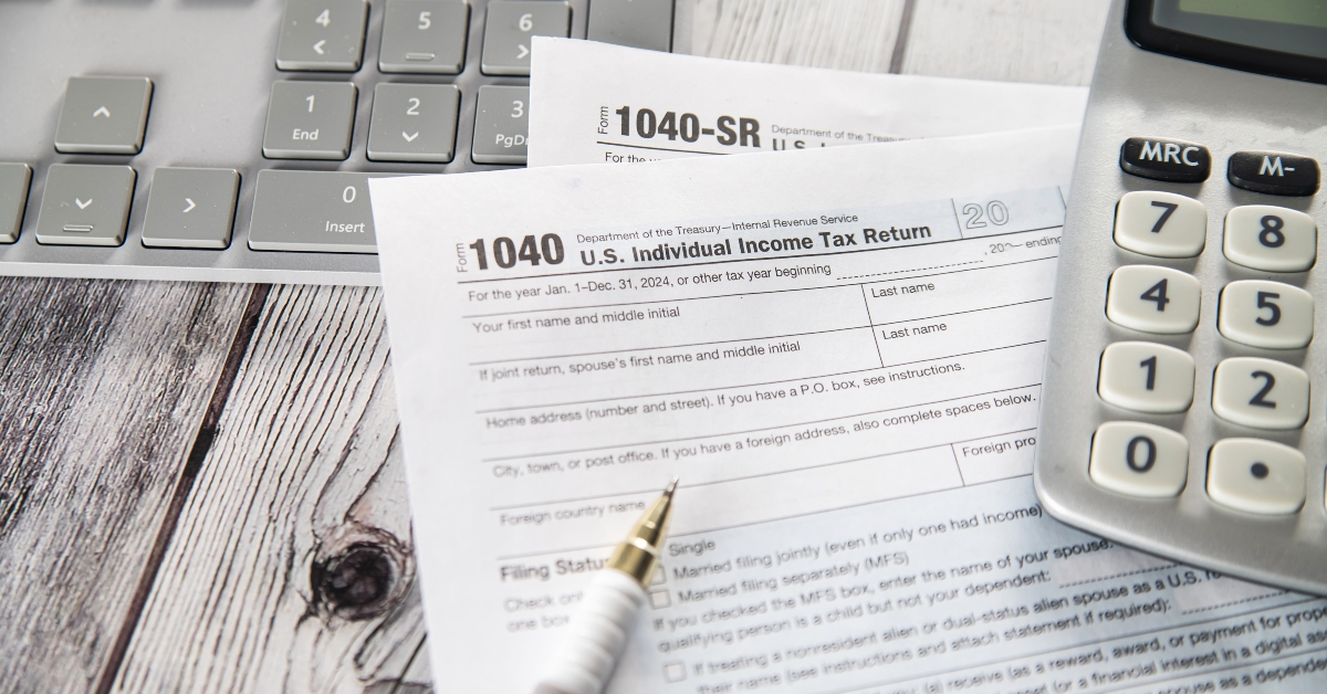 filling out tax form 1040