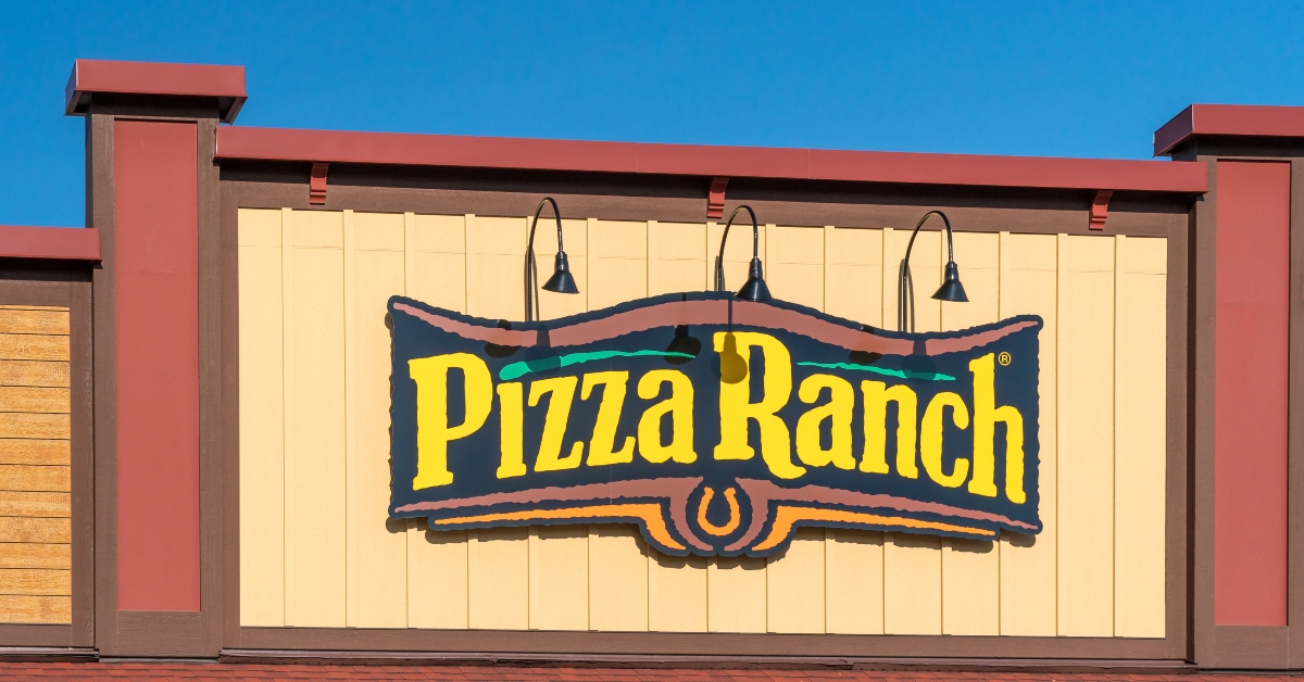 pizza ranch exterior and sign