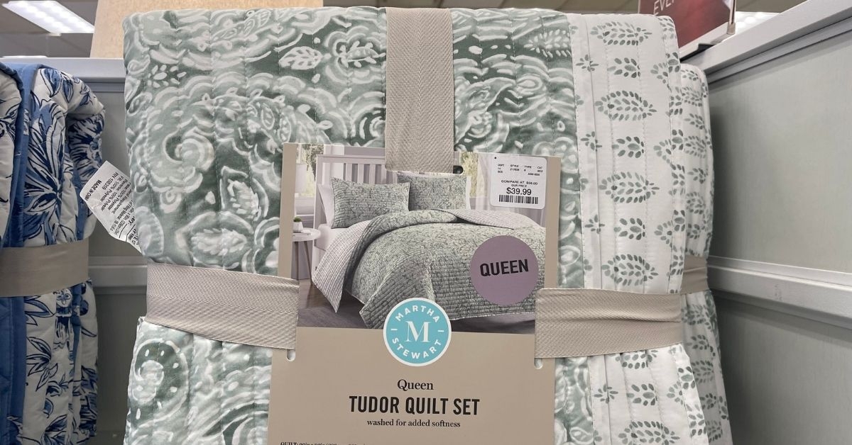 tudor quilt set