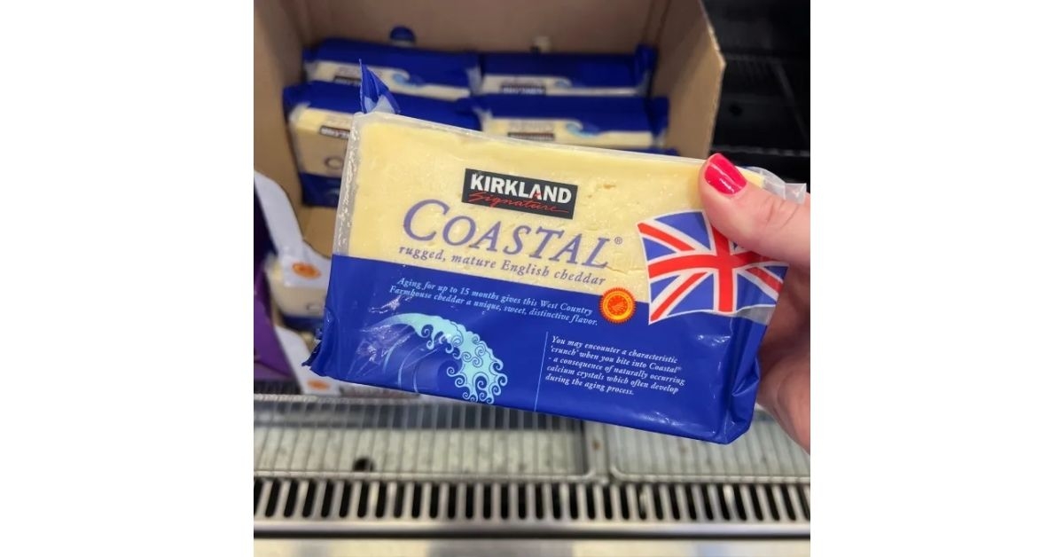 Kirkland Brand Coastal English Cheddar