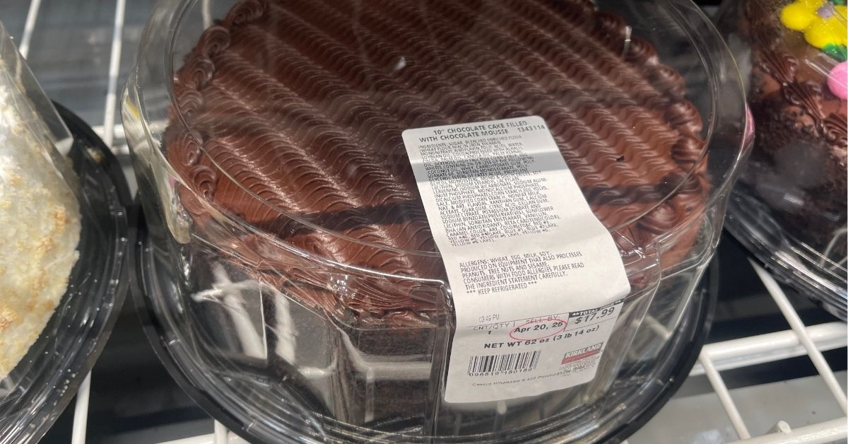 choco cake filled with choco mousse