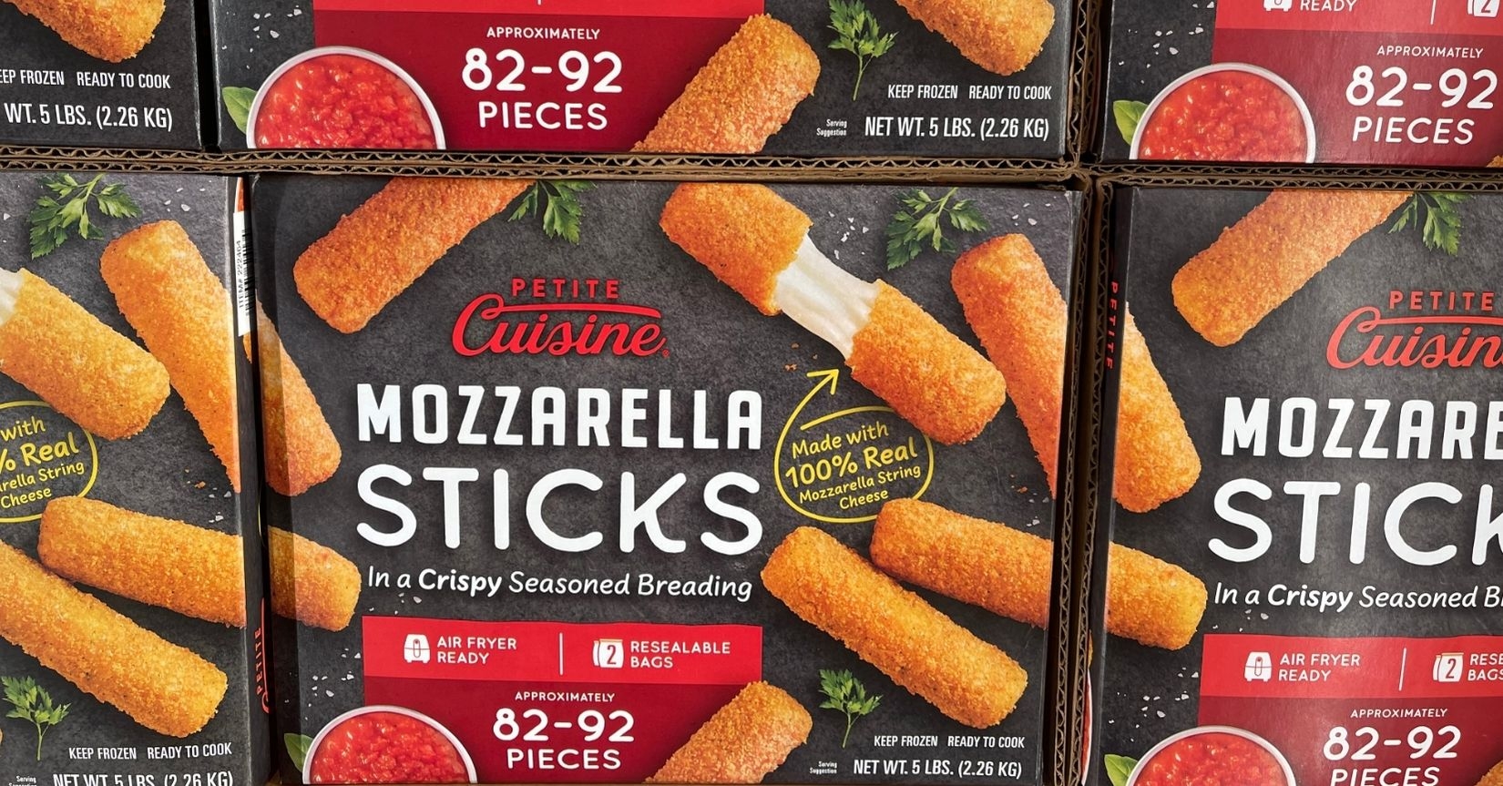 petite cuisine mozzarella sticks