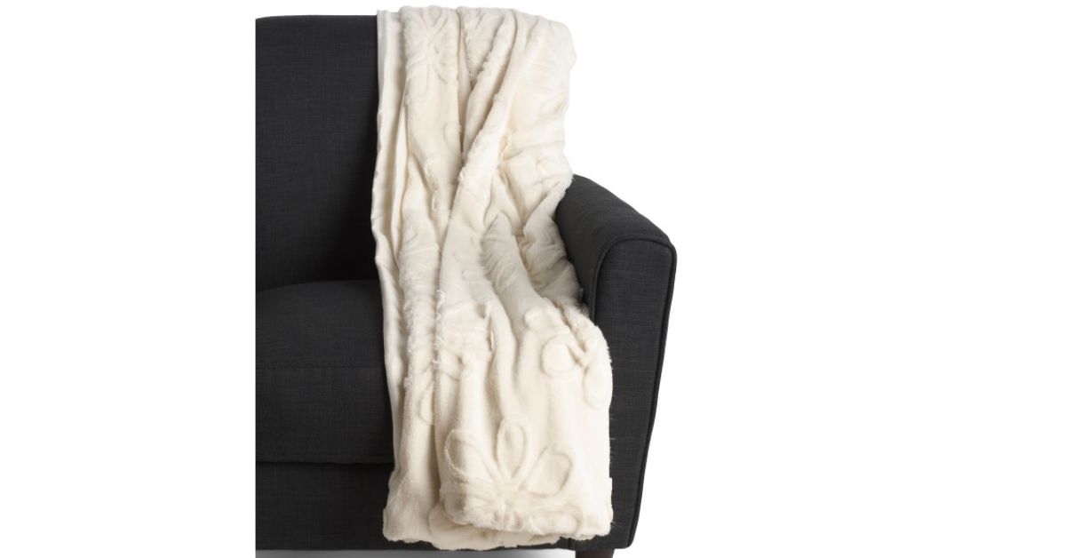 faux fur throw