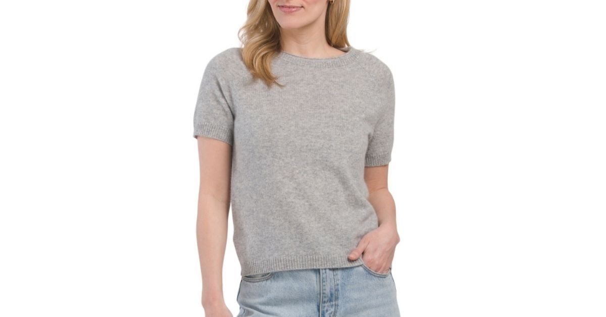 raglan sleeve crew neck sweater