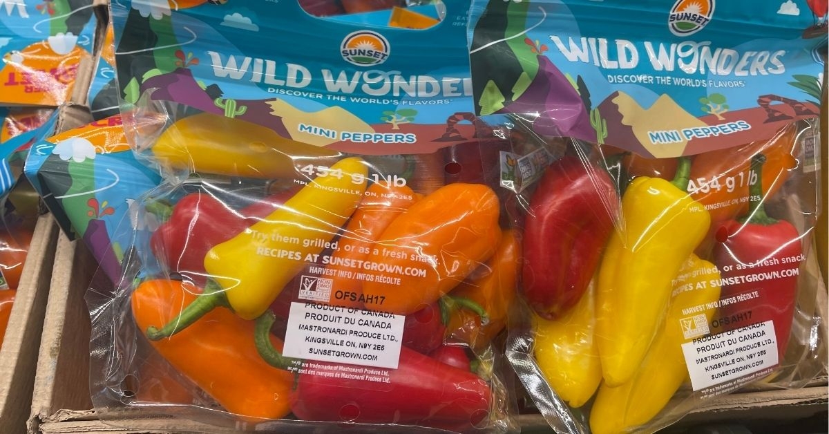 pack of mini sweet peppers
