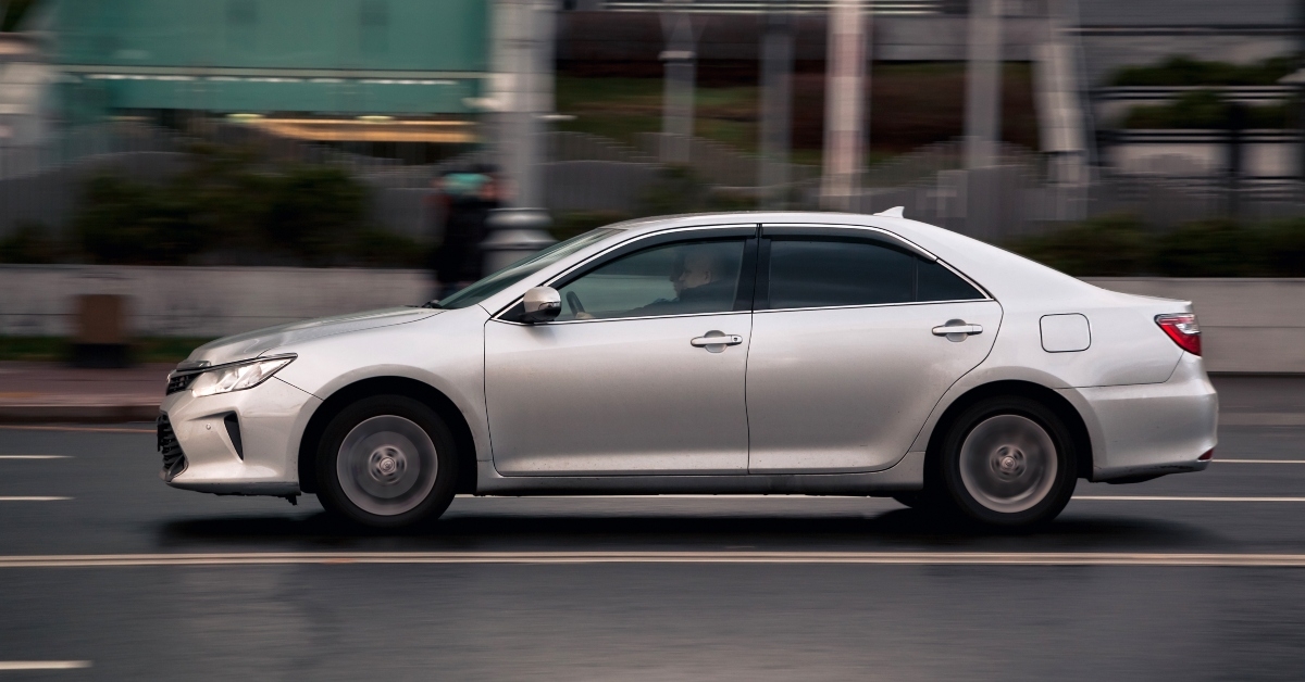 fast moving toyota camry xv50