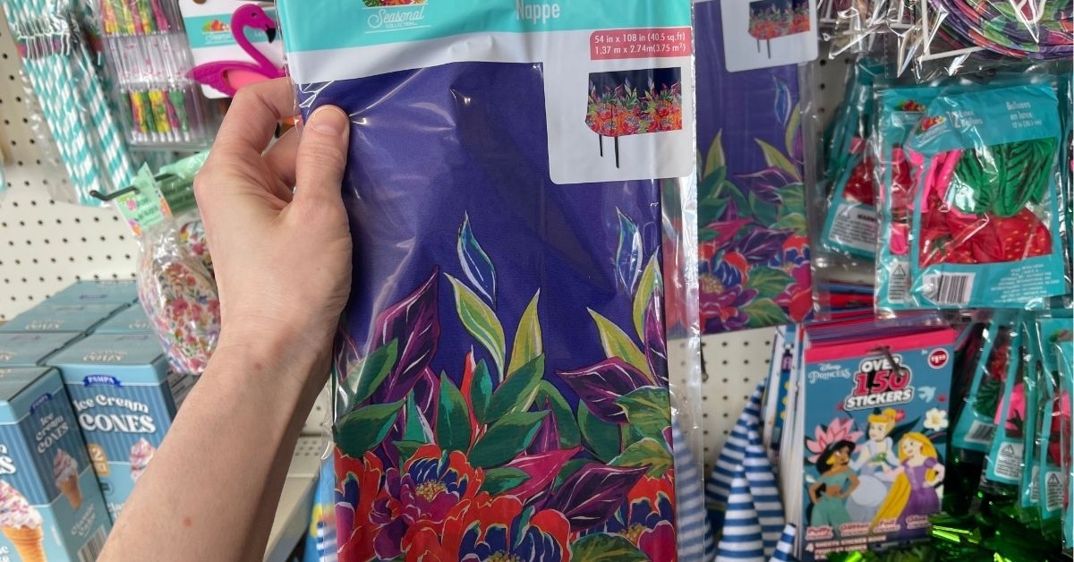 seasonal collection table cover