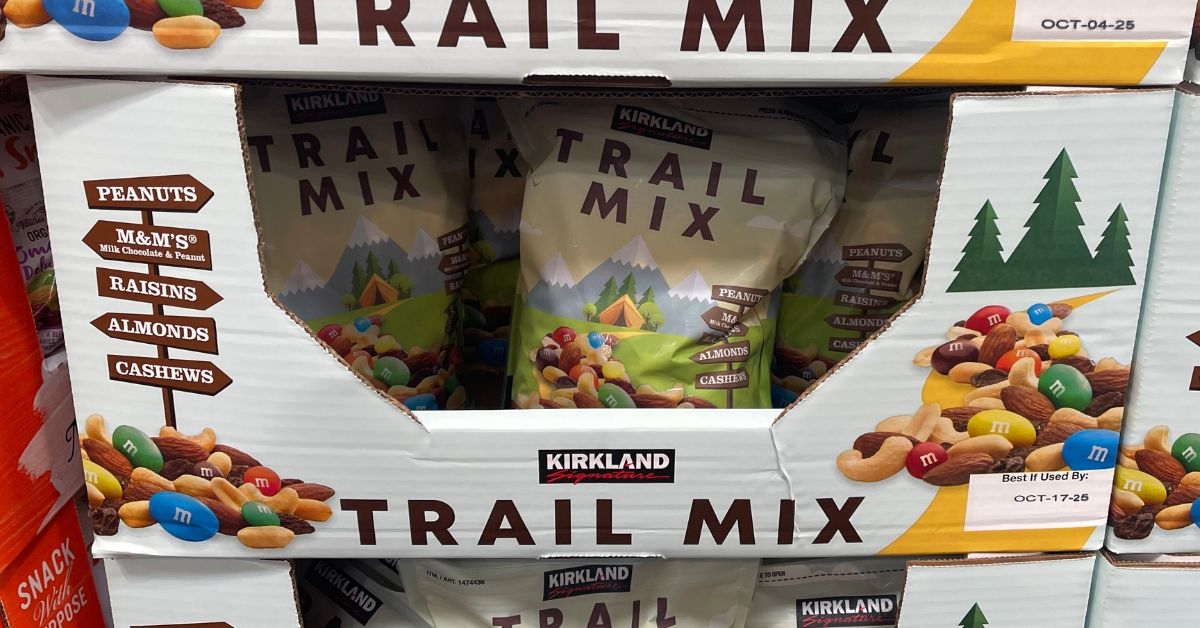 kirkland signature trail mix
