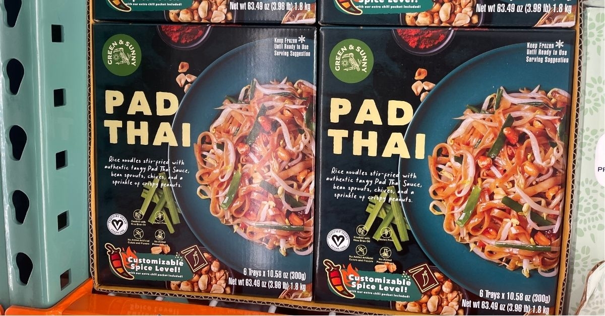 green and sunny pad thai