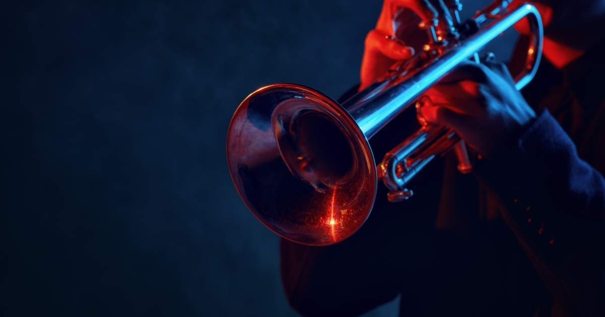 jazz band performs 