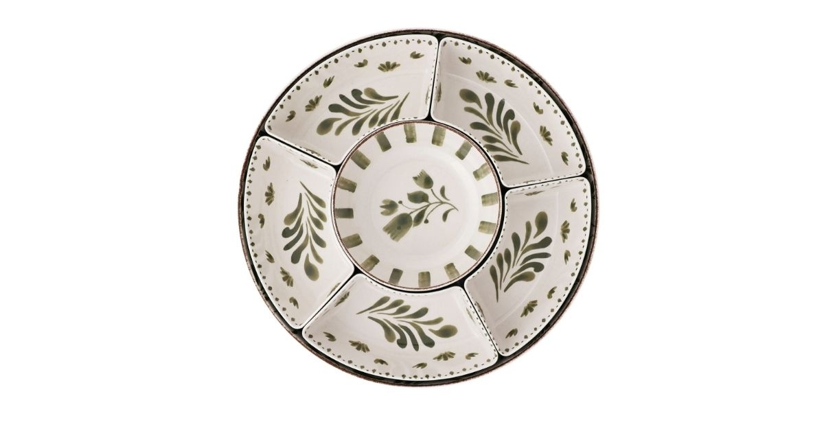 melamine chip and dip tray