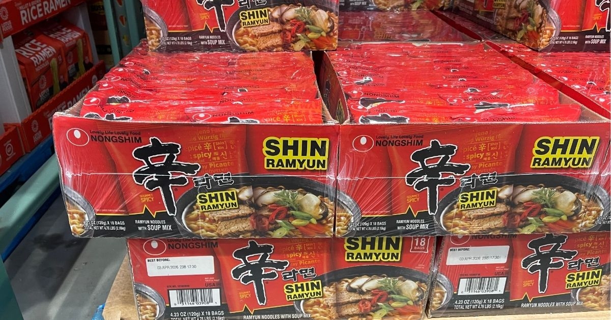 nongshim shin ramyun noodles
