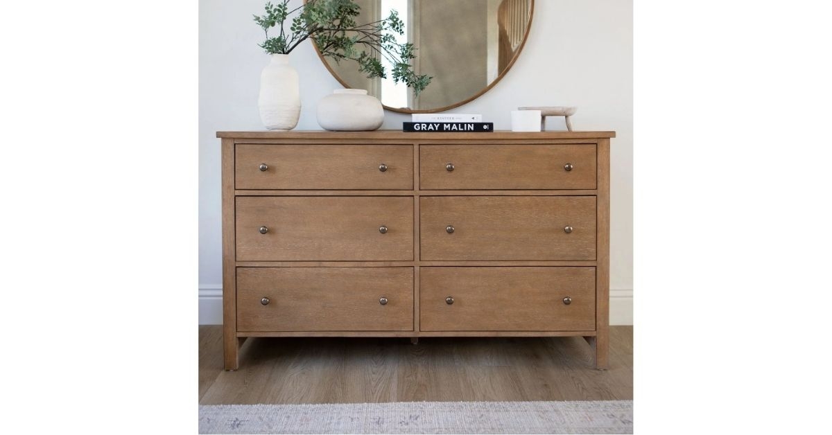 becki owens ren dresser