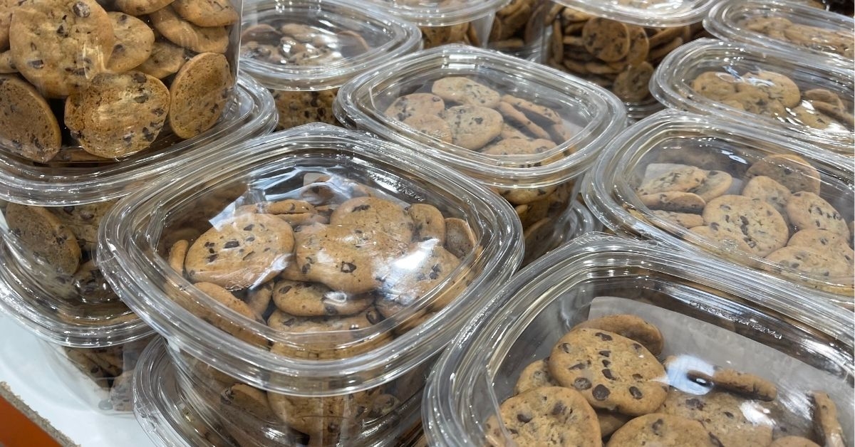 mini chocolate chip cookies