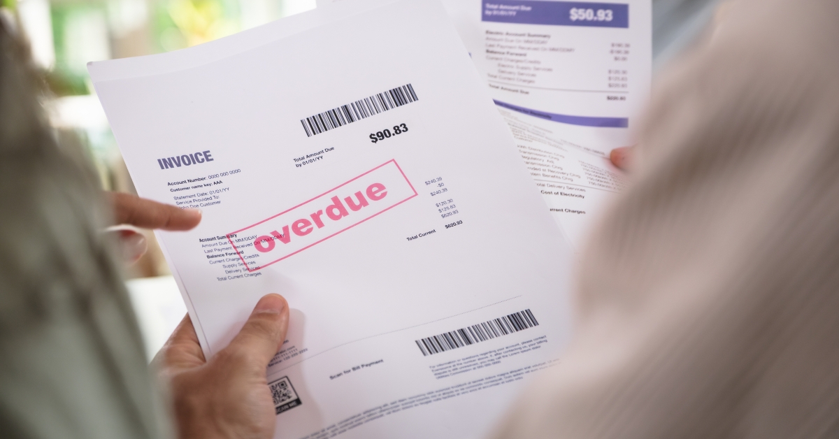 couple facing overdue bills