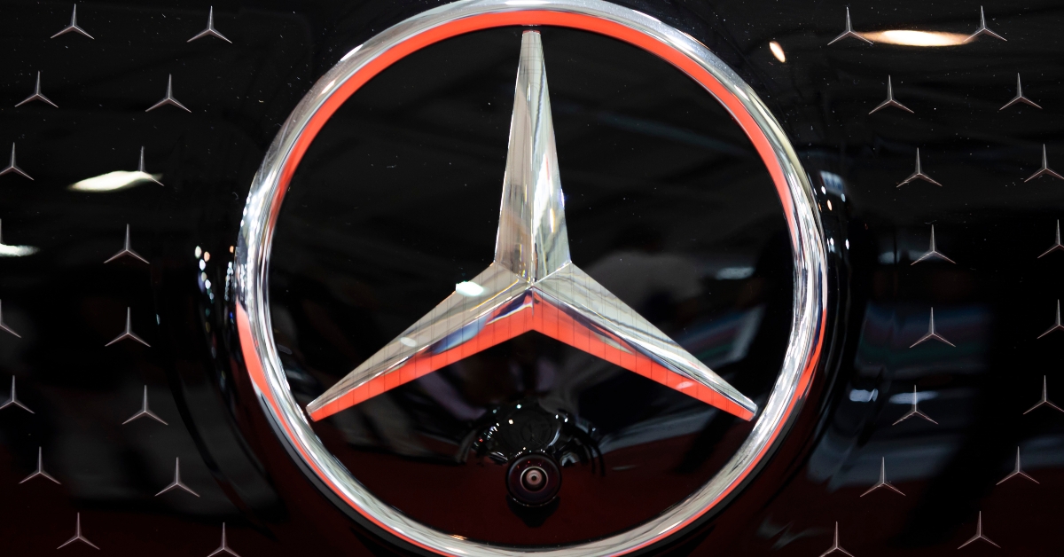 Mercedes-Benz logo emblem sign