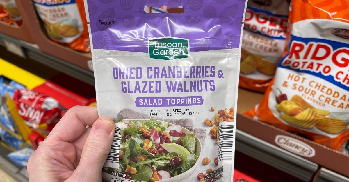 tuscan garen dried cranberries and glazed walnuts salad toppings