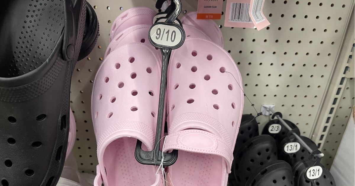 pink clogs for ladies