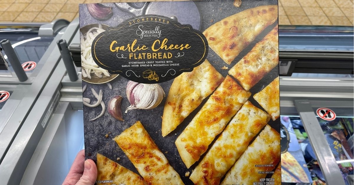 garlic cheese flatbread
