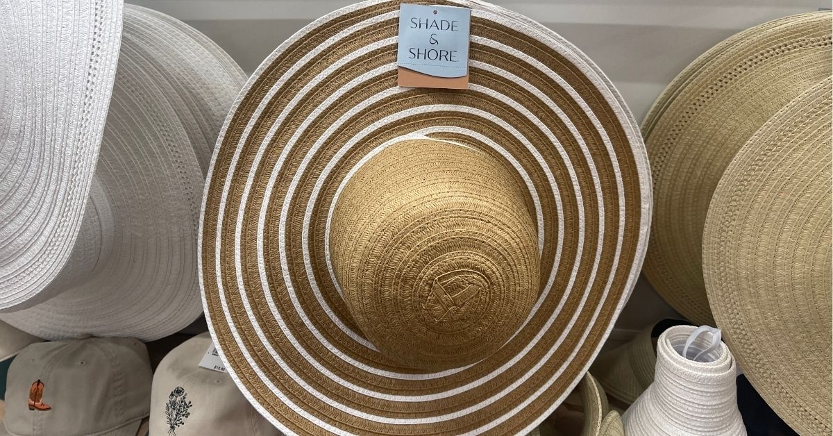 essential floppy hat